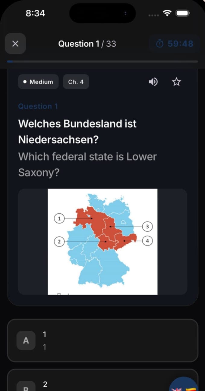 A timed mock question in Einbürgerungstest bestehen, question 1 of 33 with 59:48 on the clock, asking in German and English which federal state is Lower Saxony, with a map of Germany marking four numbered states and the answer options below
